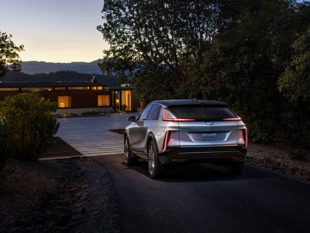 2023 Cadillac Lyriq