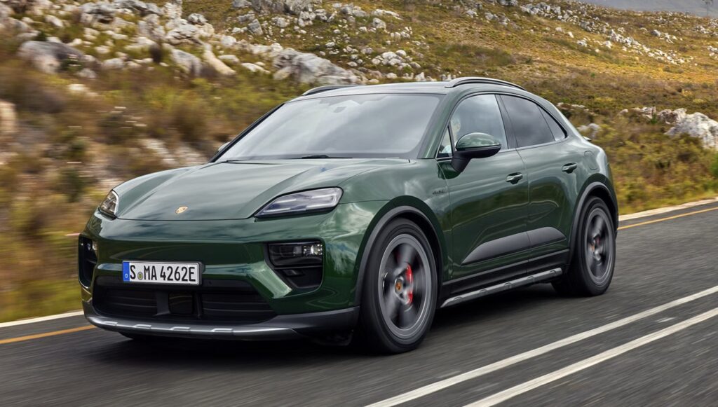 year-end car sales 2025