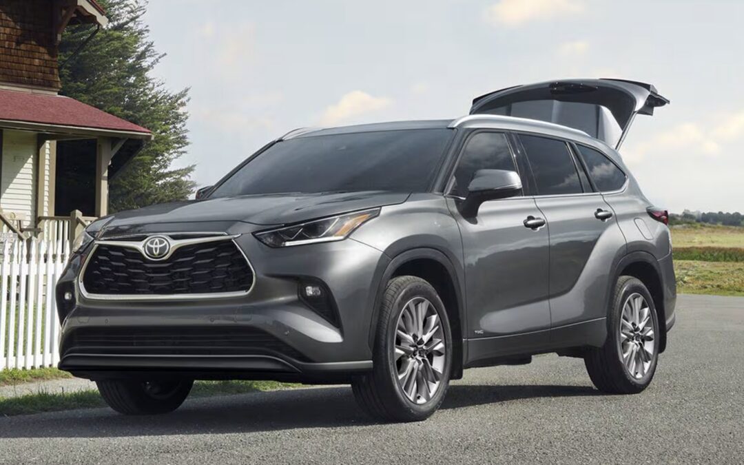 The Fastest and Slowest Selling SUVs in December 2025