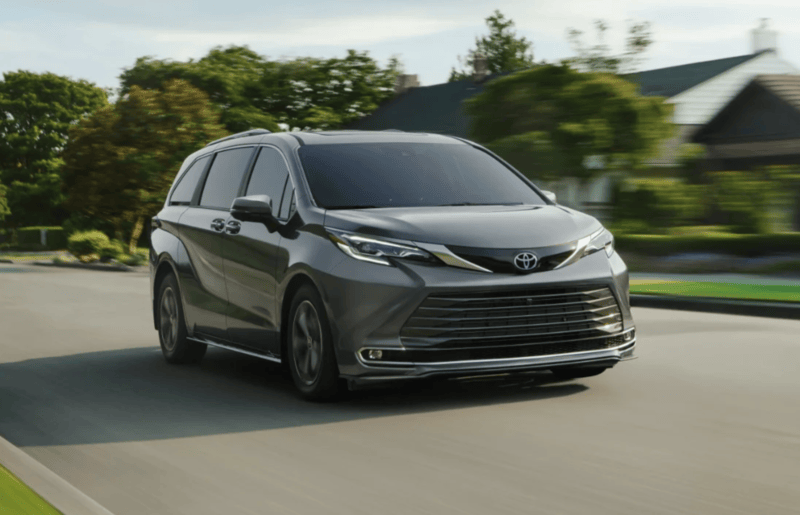 minivans are cool again: 2026 Toyota Sienna